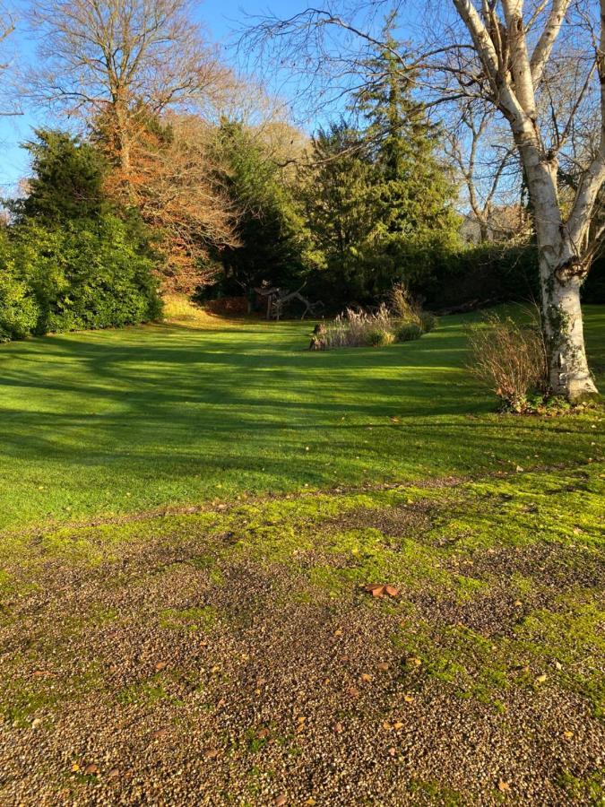 Вилла Retreats At Stansted Manor Грейт-Холлингбери Экстерьер фото